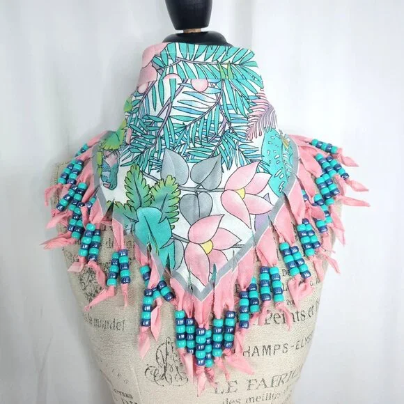 Vintage Neckerchief Western Bandana Pink Bead Medallion - Picture 7 of 7